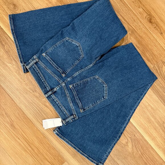 Abercombie & Fitch Women's Flare Ultra High Rise Jeans Size 28 6S NWT - Picture 3 of 3